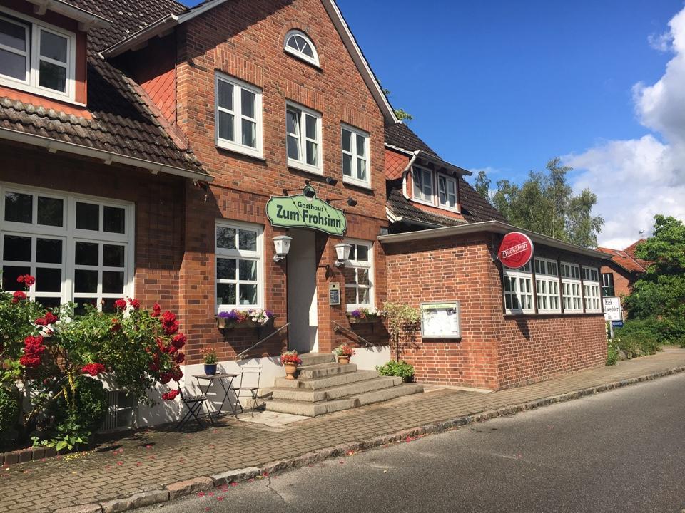 Gasthaus Zum Frohsinn Bosau المظهر الخارجي الصورة